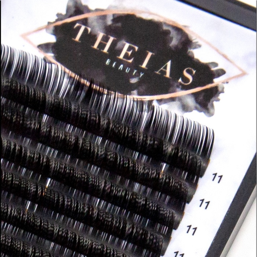 Eyelash Extensions (synthetic mink)